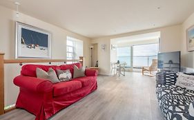 Stunning Shore Front House In Historic Cellardyke